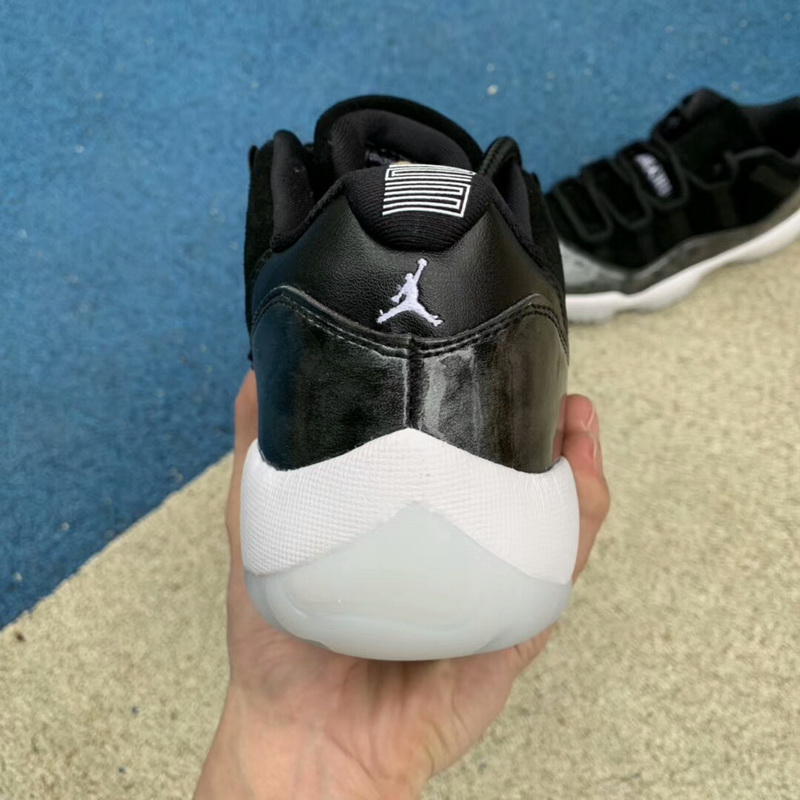 Authentic Air Jordan 11 Low Barons 